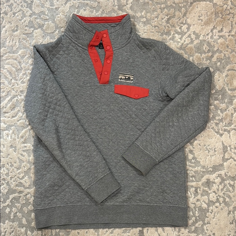 Patagonia Turtleneck Sweater in Gray and Red